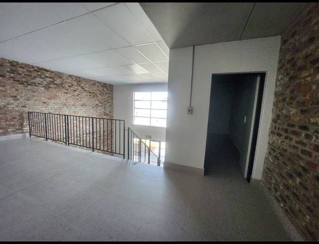 229M² WAREHOUSE TO LET IN ALLANDALE